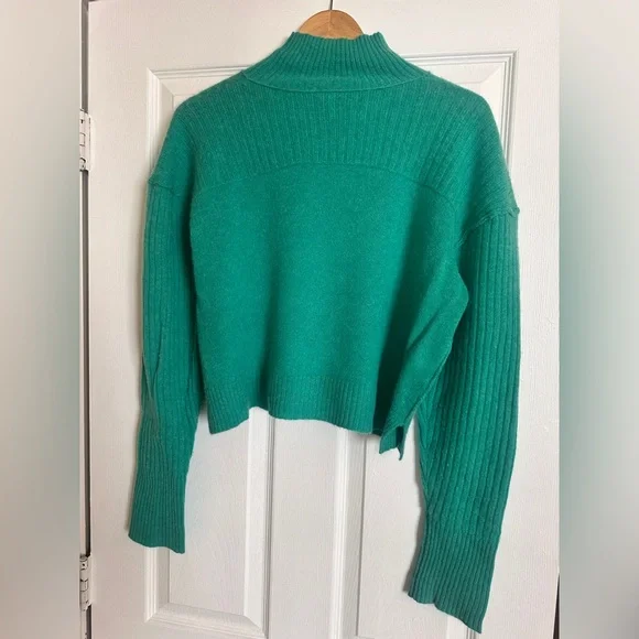 Free People Aubrey Green Cashmere Turtleneck Cropped Sweater - large - Picture 3 of 8